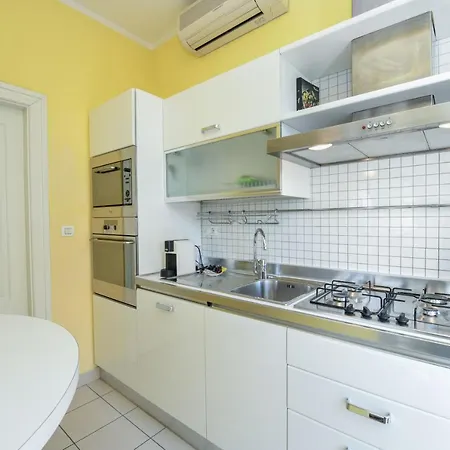 Villa Desenzanoloft Palm Garda Beach, With Garden, Barbecue And Pool *