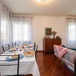 Desenzanoloft Palm Garda Official Partner Homes And By Marriott Bonvoy