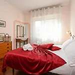Desenzanoloft Palm Garda Official Partner Homes And By Marriott Bonvoy