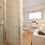 Villa Desenzanoloft Palm Garda Official Partner Homes And By Marriott Bonvoy Desenzano del Garda