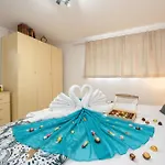 Desenzanoloft Palm Garda Official Partner Homes And By Marriott Bonvoy * Desenzano del Garda