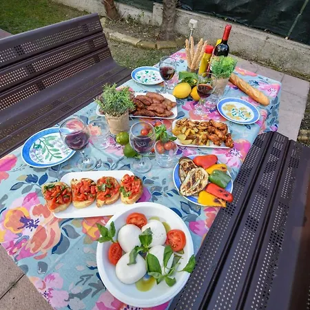 Willa Desenzanoloft Palm Garda Beach, With Garden, Barbecue And Pool Desenzano del Garda