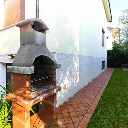 Desenzanoloft Palm Garda Beach, With Garden, Barbecue And Pool