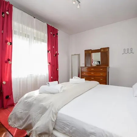 Desenzanoloft Palm Garda Beach, With Garden, Barbecue And Pool *