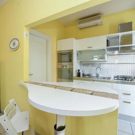 Desenzanoloft Palm Garda Beach, With Garden, Barbecue And Pool * Desenzano del Garda