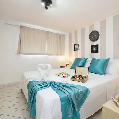 빌라 Desenzanoloft Palm Garda Official Partner Homes And By Marriott Bonvoy *