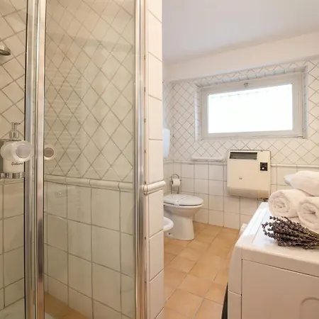 빌라 Desenzanoloft Palm Garda Official Partner Homes And By Marriott Bonvoy 데센자노델가르다