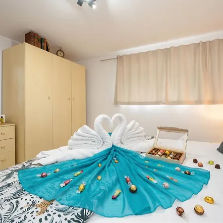 Desenzanoloft Palm Garda Official Partner Homes And By Marriott Bonvoy * 데센자노델가르다